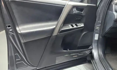 Toyota RAV4 2018, 68933 км, за 14983.72 USD - фото 24
