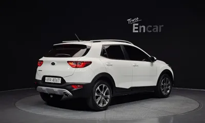 Kia Stonic 2018, 123386 км, за 5842.2 USD