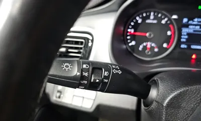 Kia Stonic 2018, 123386 км, за 5842.2 USD - фото 15