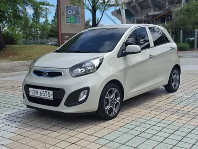 Kia Morning 2012, 71749 км, за 2782.63 USD