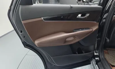 Kia Sorento 2017, 76211 км, за 10496.26 USD - фото 25
