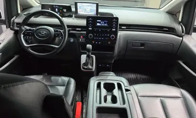 Hyundai Staria 2023, 49712 км, за 15926.67 USD - фото 7