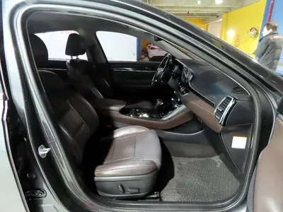 Hyundai Grandeur 2019, 144336 км, за 9446.26 USD - фото 11
