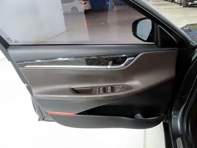 Hyundai Grandeur 2019, 144336 км, за 9446.26 USD - фото 13