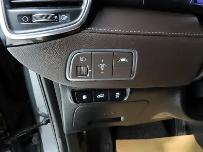 Hyundai Grandeur 2019, 144336 км, за 9446.26 USD - фото 14