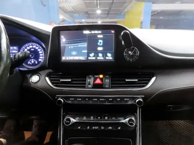 Hyundai Grandeur 2019, 144336 км, за 9446.26 USD - фото 17