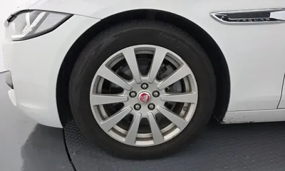 Jaguar XE 2016, 110939 км, за 4926.43 USD