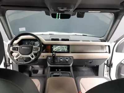 Land Rover Defender 2022, 48000 км, за 43973.96 USD - фото 7