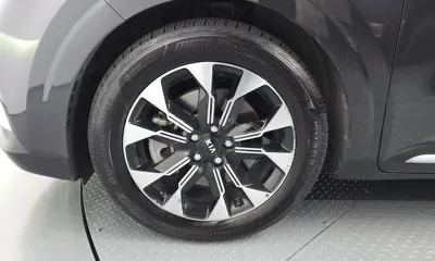 Kia Canival 2021, 81164 км, за 15244.31 USD