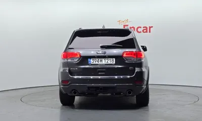 Jeep Cherokee 2021, 48318 км, за 16129.04 USD