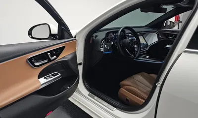 Mercedes-Benz E-Class 2024, 19758 км, за 37350.66 USD - фото 10