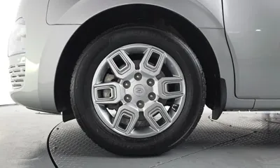 Hyundai Staria 2022, 62028 км, за 12945.63 USD