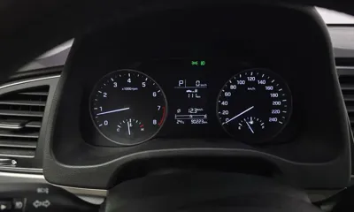 Hyundai Avante 2017, 90223 км, за 6505.34 USD - фото 8