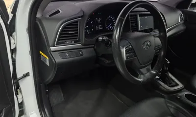 Hyundai Avante 2017, 90223 км, за 6505.34 USD - фото 31