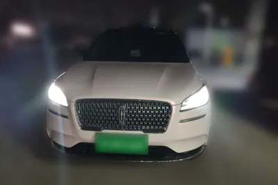 Lincoln Corsair 2021, 65100 км, за 15168 USD