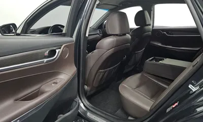 Hyundai Grandeur 2018, 140702 км, за 66096.03 USD - фото 12