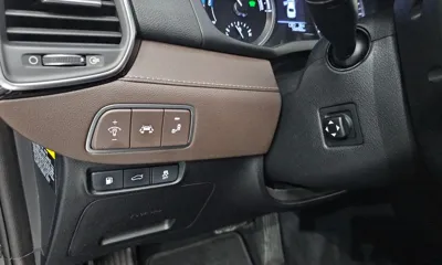 Hyundai Grandeur 2018, 140702 км, за 66096.03 USD - фото 19