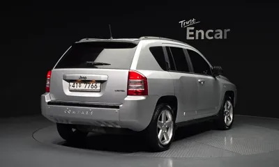 Jeep Compass 2009, 124068 км, за 1784.77 USD