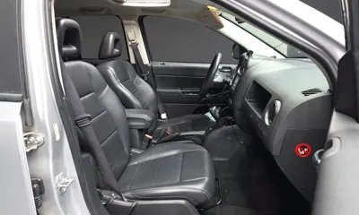 Jeep Compass 2009, 124068 км, за 1784.77 USD - фото 11