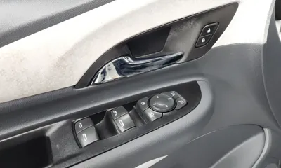 ChevroletGMDaewoo Bolt EV 2018, 144677 км, за 9881.03 USD - фото 28