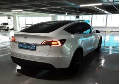 Tesla Model Y 2022, 126926 км, за 5070.53 USD - фото 6
