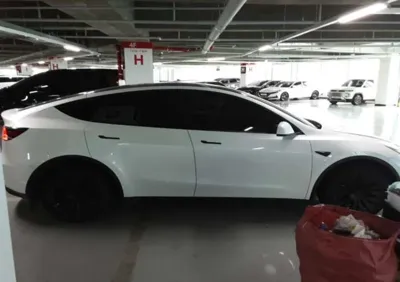 Tesla Model Y 2022, 126926 км, за 5070.53 USD - фото 11