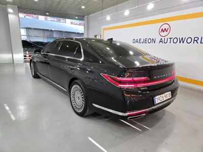 Genesis G90 2019, 97265 км, за 24028.12 USD