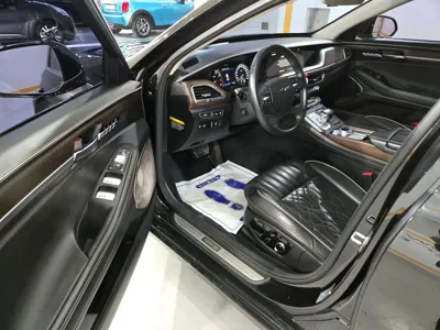 Genesis G90 2019, 97265 км, за 24028.12 USD
