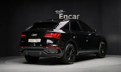 Audi Q5 2021, 50031 км, за 24446.64 USD