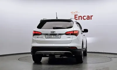 Hyundai Santafe 2013, 201345 км, за 4547.23 USD