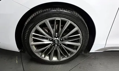 Hyundai Grandeur 2017, 181872 км, за 7598.28 USD