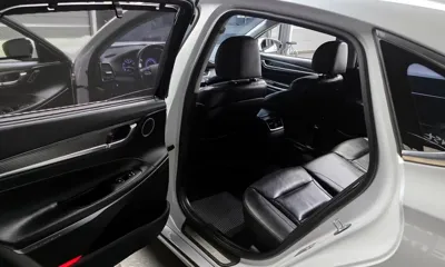 Hyundai Grandeur 2017, 181872 км, за 7598.28 USD - фото 11