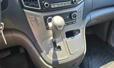 Hyundai Starex 2016, 119602 км, за 7676.3 USD - фото 9