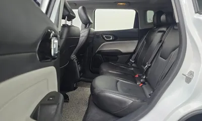 Jeep Compass 2022, 40813 км, за 14310.1 USD - фото 12