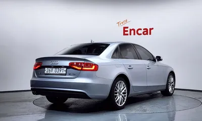 Audi A4 2016, 170670 км, за 3536.37 USD