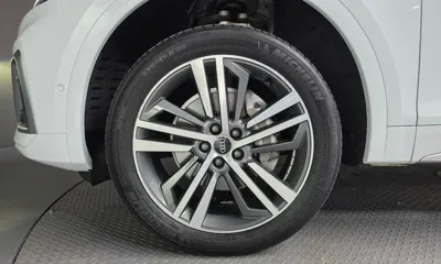 Audi Q5 2021, 37213 км, за 26184.85 USD
