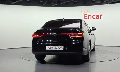 Renault-KoreaSamsung SM6 2016, 194506 км, за 2985.95 USD