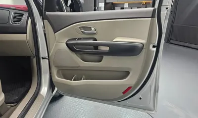 Kia Canival 2015, 209210 км, за 3835.4 USD - фото 25