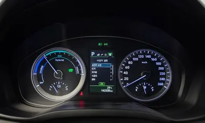 Hyundai Grandeur 2019, 142335 км, за 10028 USD - фото 8