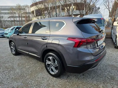 Hyundai Santafe 2021, 64122 км, за 12559.5 USD