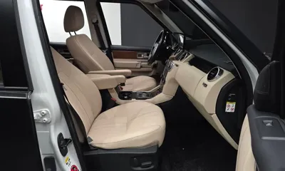 Land Rover Discovery 2016, 116024 км, за 19755.53 USD - фото 12