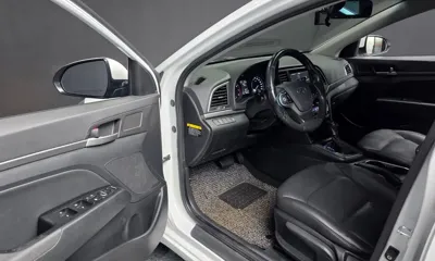 Hyundai Avante 2016, 164205 км, за 4620.57 USD - фото 10