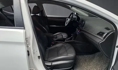 Hyundai Avante 2016, 164205 км, за 4620.57 USD - фото 11