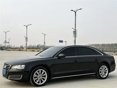Audi A8 2012, 140000 км, за 9417.12 USD