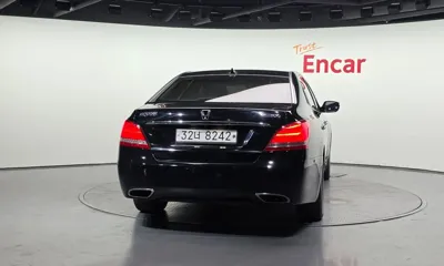 Hyundai Equus 2014, 252604 км, за 3315.35 USD