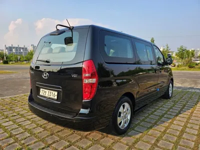Hyundai Starex 2019, 87955 км, за 10962.32 USD - фото 8
