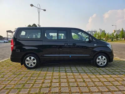 Hyundai Starex 2019, 87955 км, за 10962.32 USD - фото 9