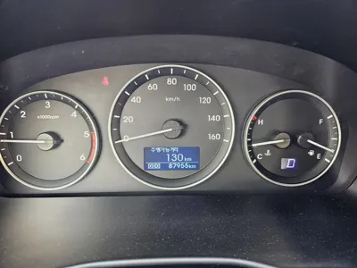 Hyundai Starex 2019, 87955 км, за 10962.32 USD - фото 13