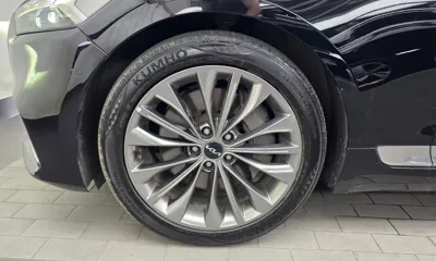 Kia K9 2022, 129925 км, за 22252.86 USD