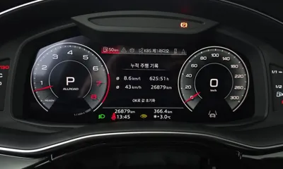 Audi Q8 2023, 26879 км, за 52527.25 USD - фото 8